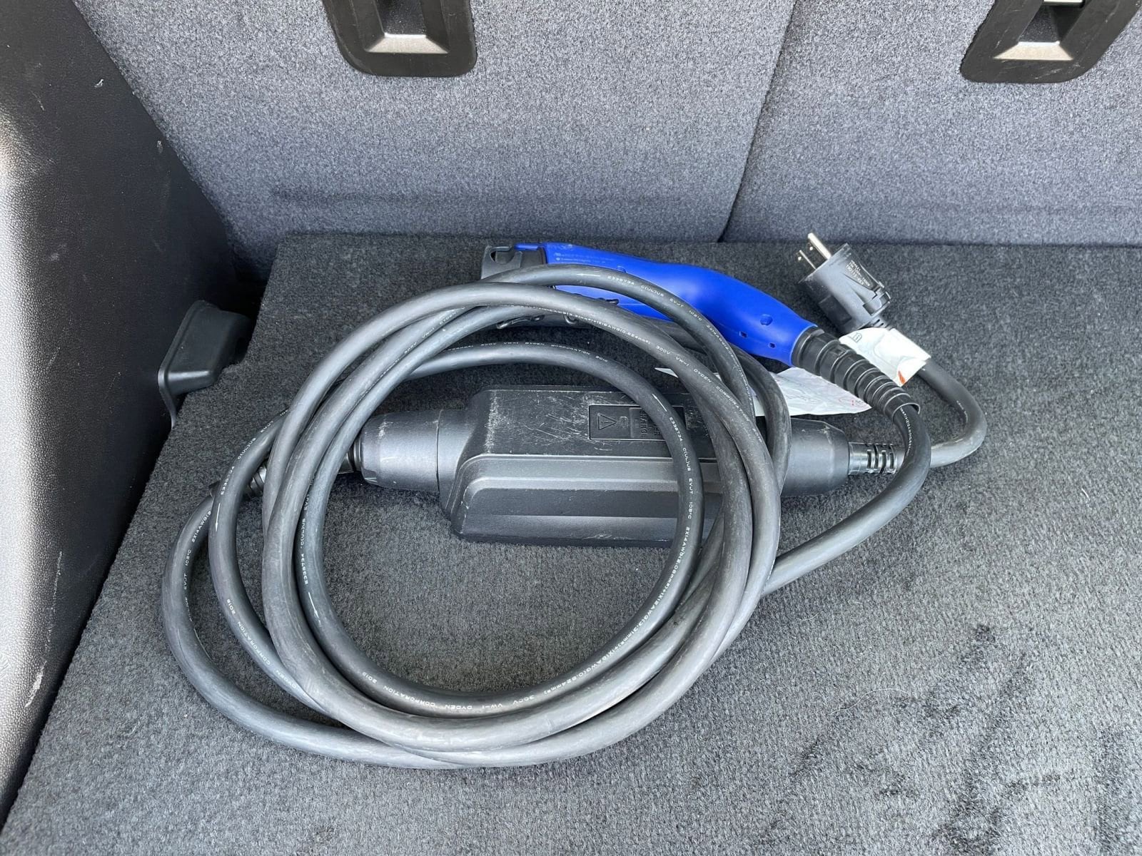 Thumbnail: 2023 Chevrolet Bolt EV - 21
