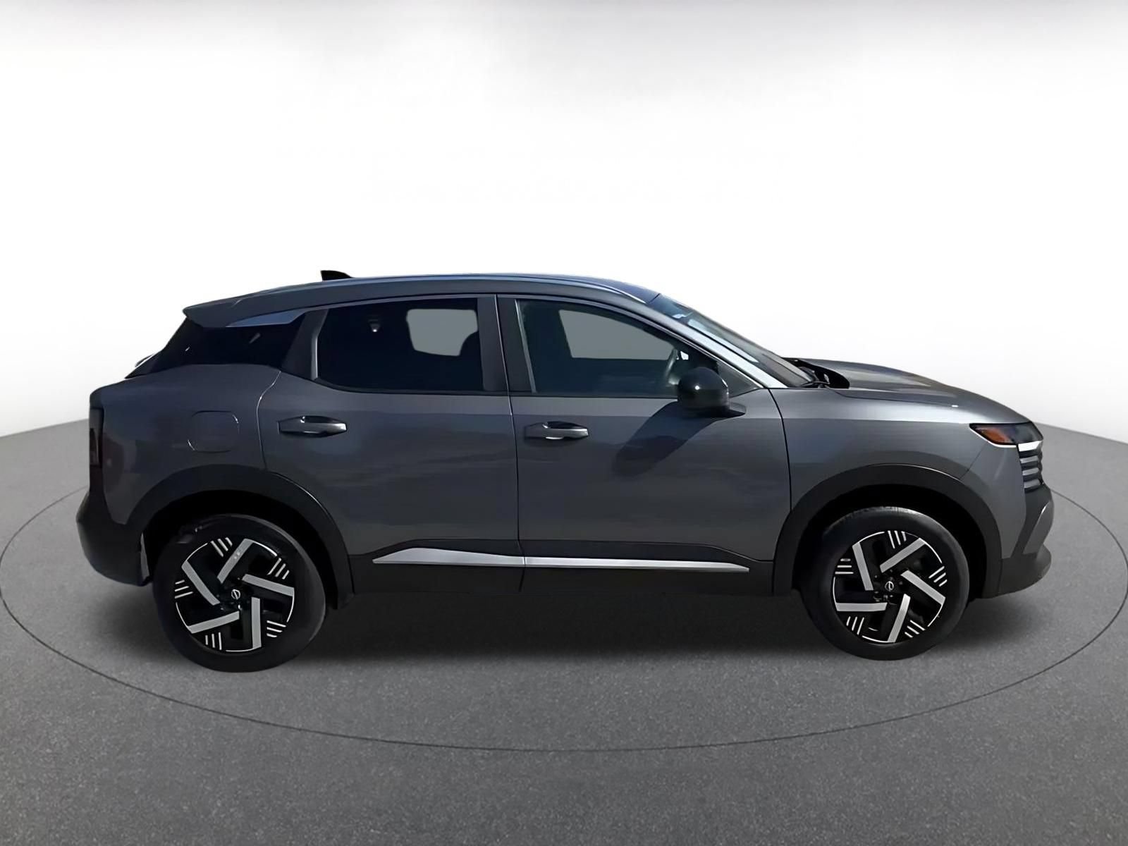 Thumbnail: 2026 Nissan Kicks - 15