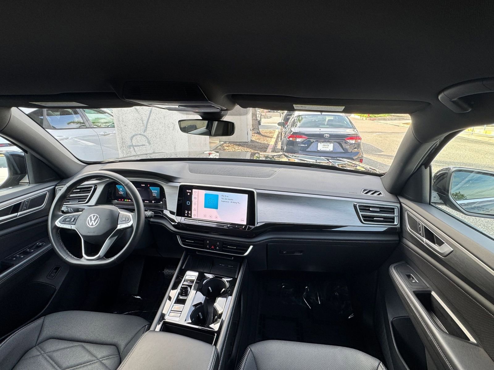 Thumbnail: 2025 Volkswagen Atlas - 34