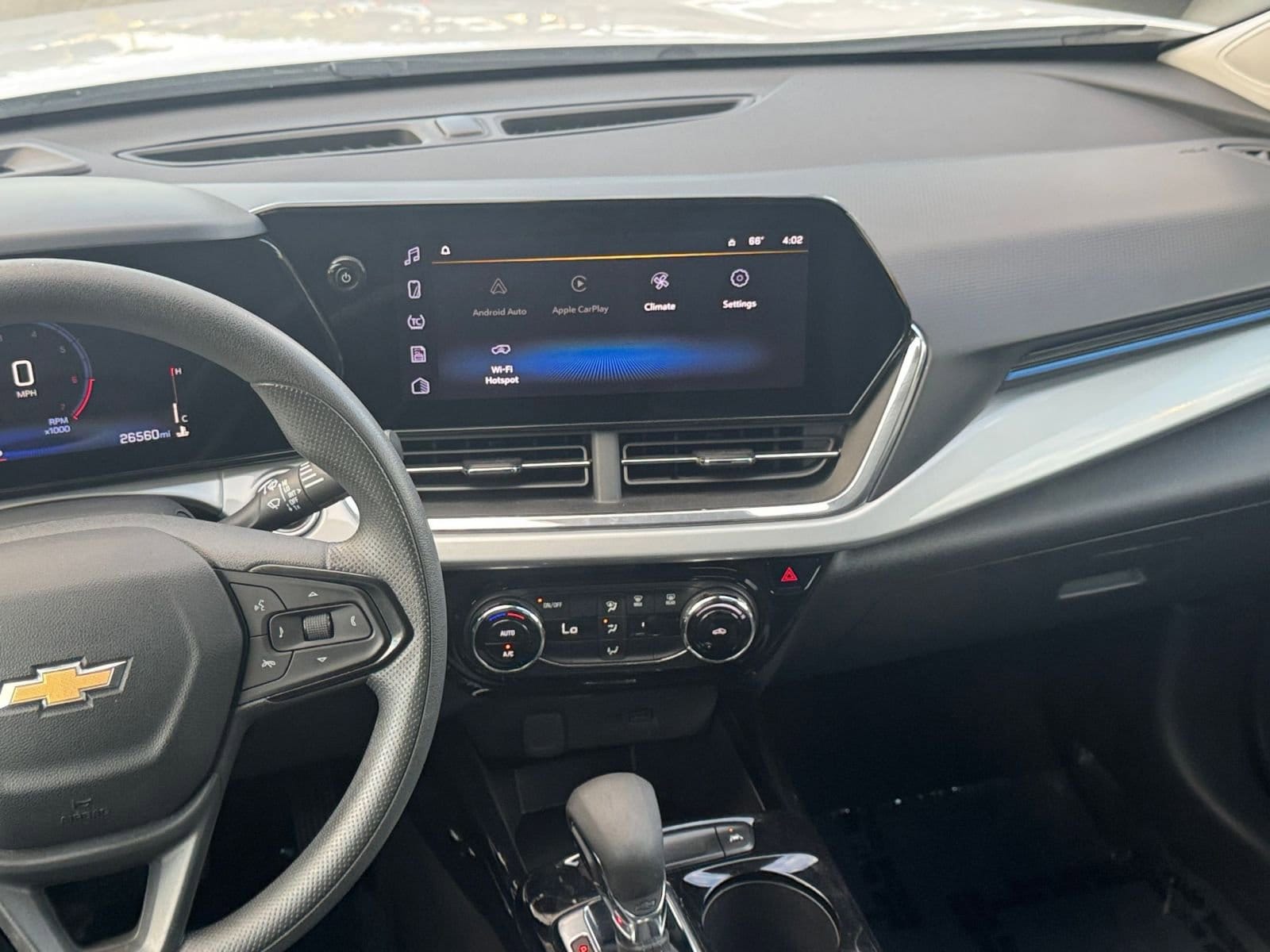 Thumbnail: 2025 Chevrolet Trax - 21