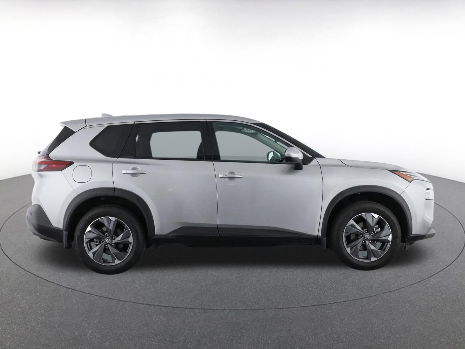 Thumbnail: 2025 Nissan Rogue - 10