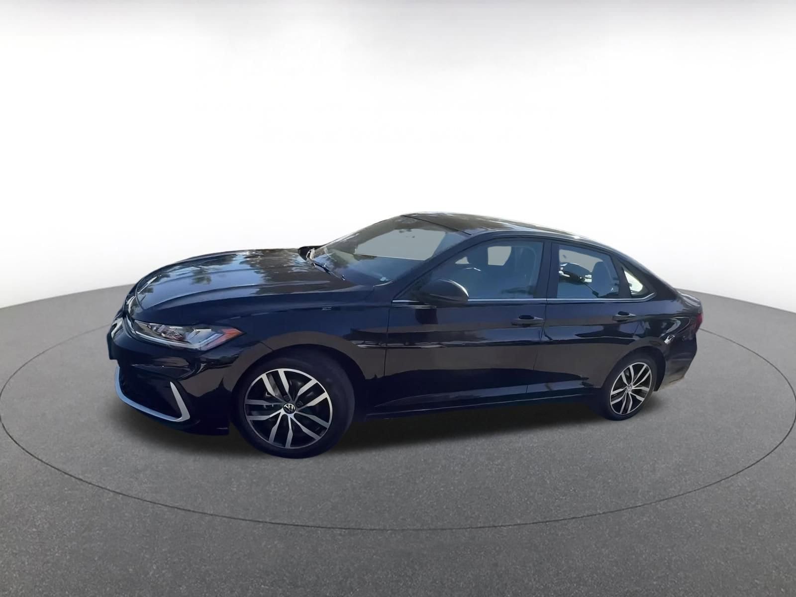 Thumbnail: 2025 Volkswagen Jetta - 8