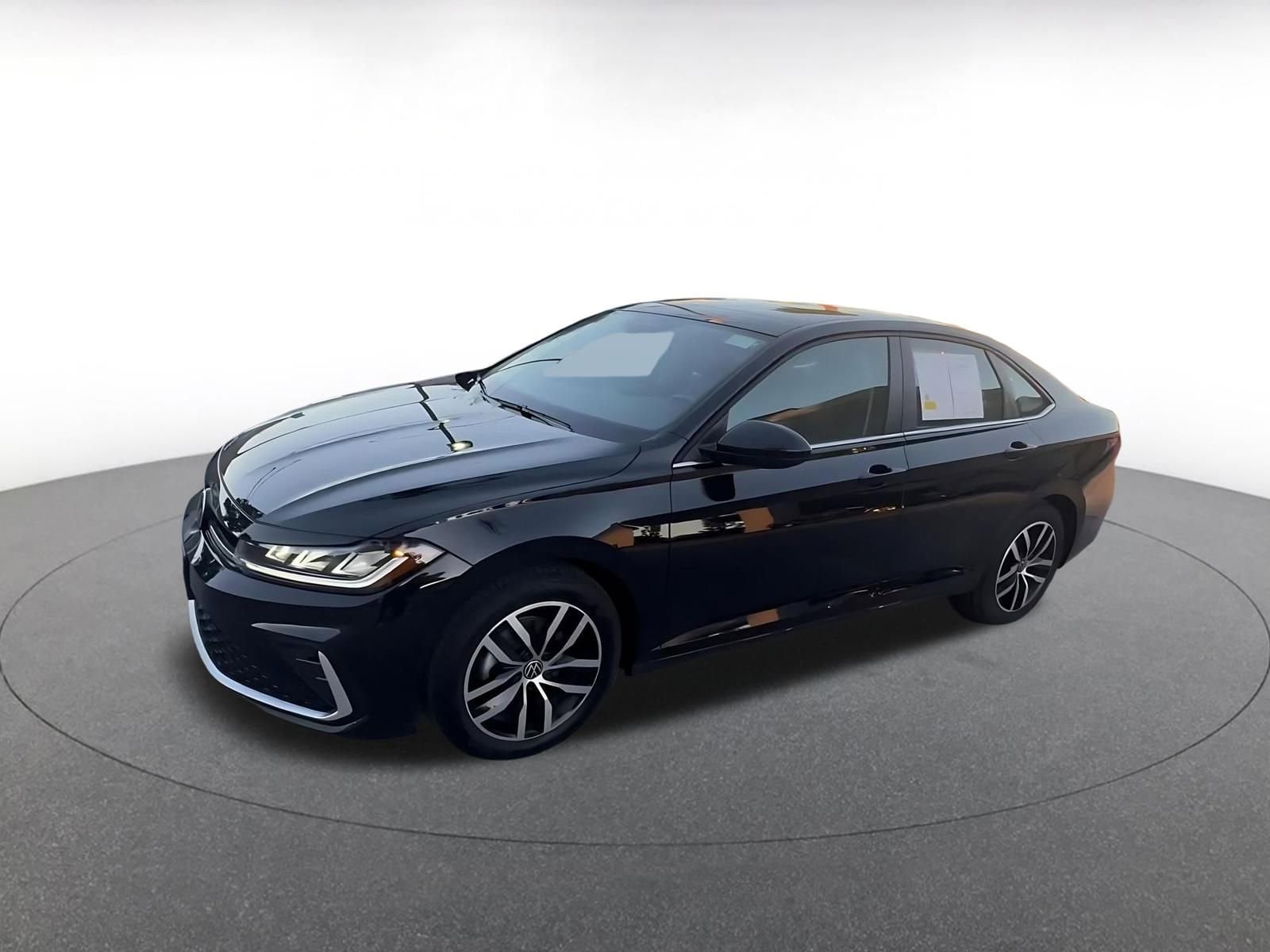 Thumbnail: 2025 Volkswagen Jetta - 8