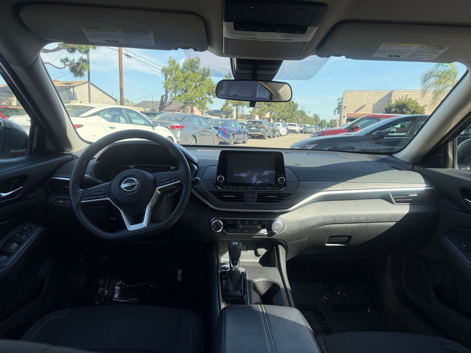 Thumbnail: 2025 Nissan Altima - 30