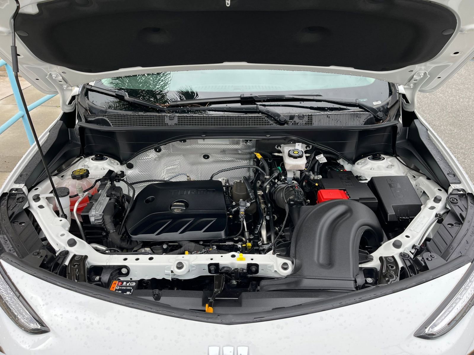 Thumbnail: 2025 Buick Encore GX - 32