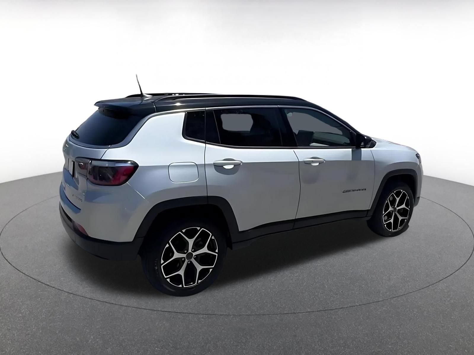Thumbnail: 2025 Jeep Compass - 12