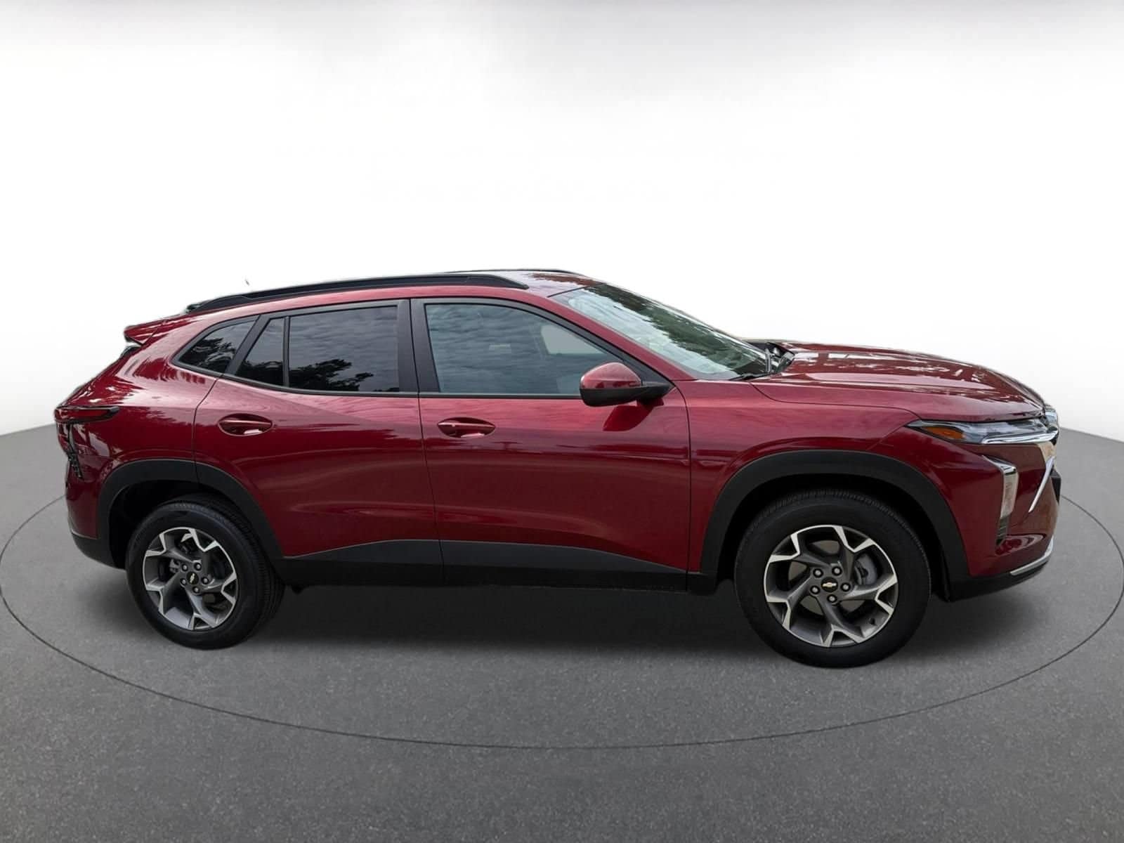 Thumbnail: 2025 Chevrolet Trax - 14