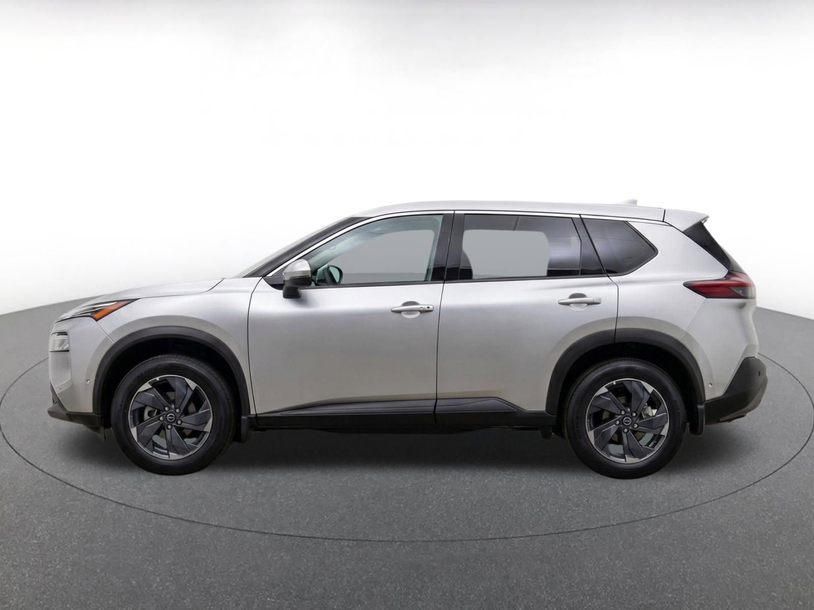Thumbnail: 2025 Nissan Rogue - 4