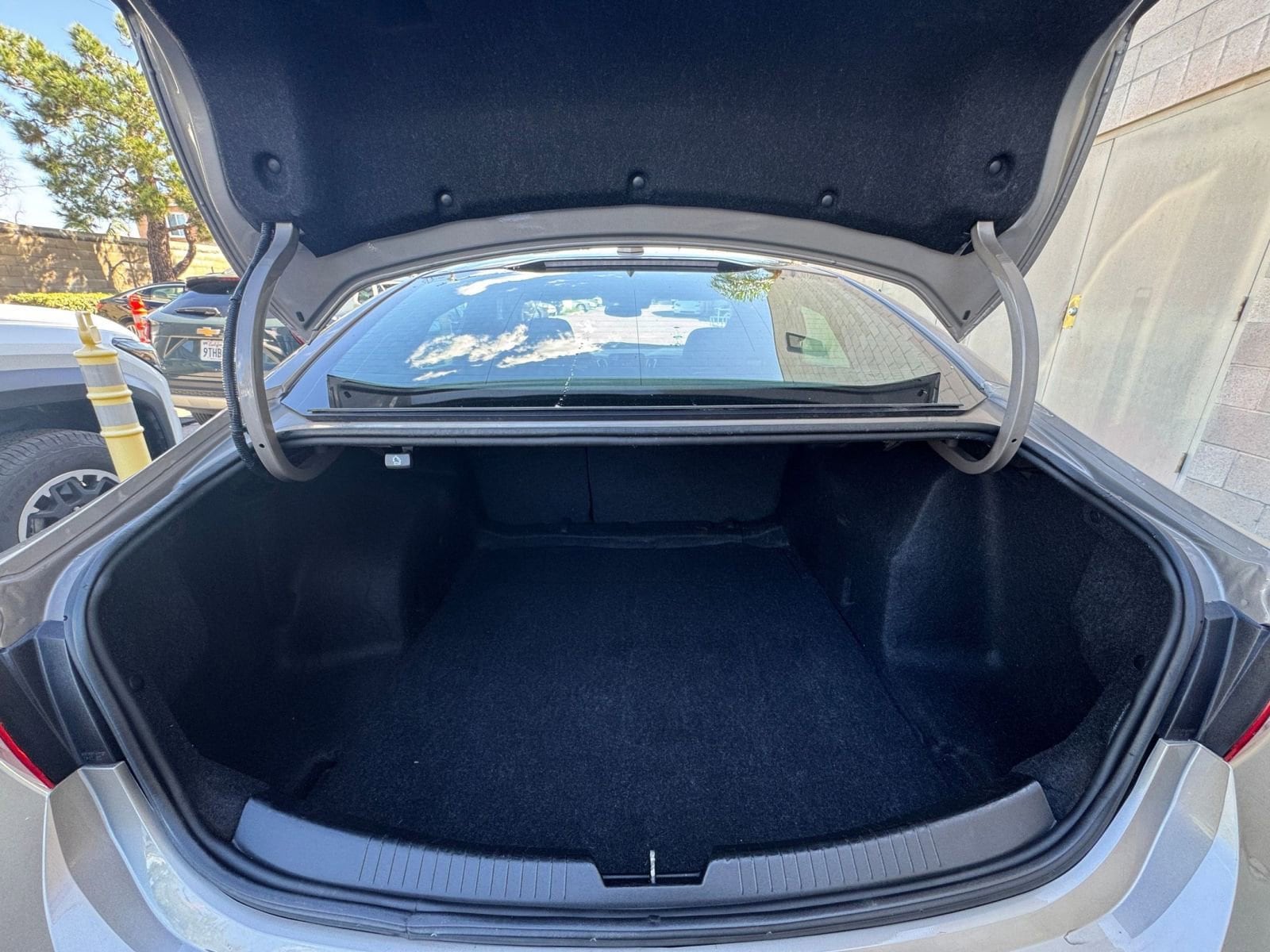 Thumbnail: 2024 Chevrolet Malibu - 33