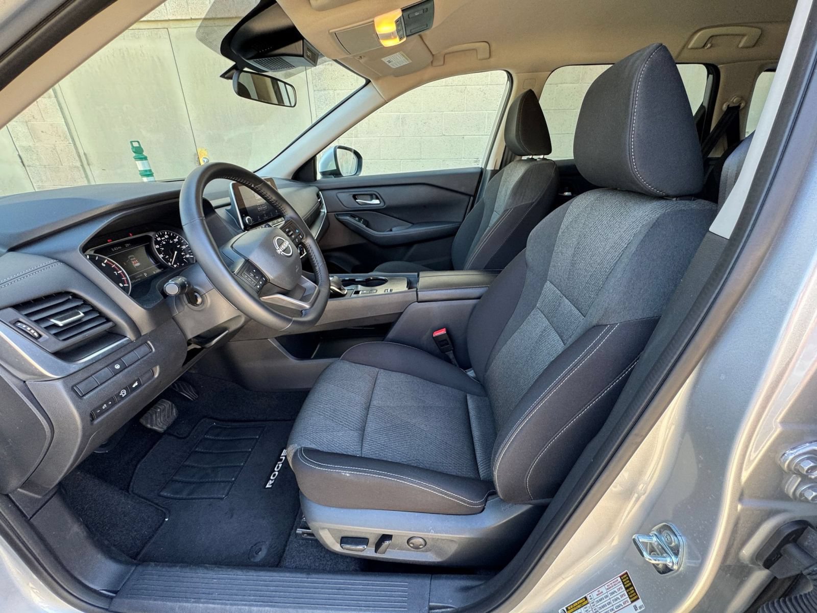 Thumbnail: 2025 Nissan Rogue - 24