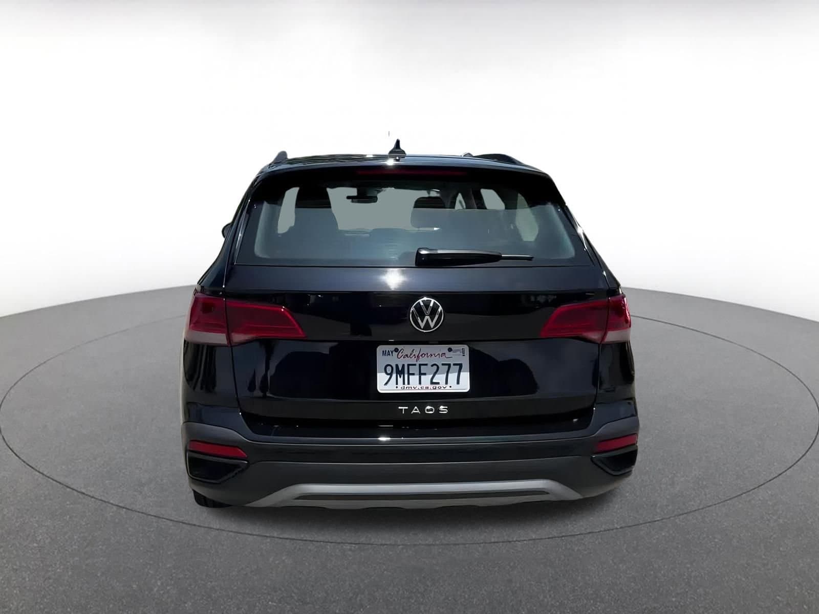 2024 Volkswagen Taos S 12