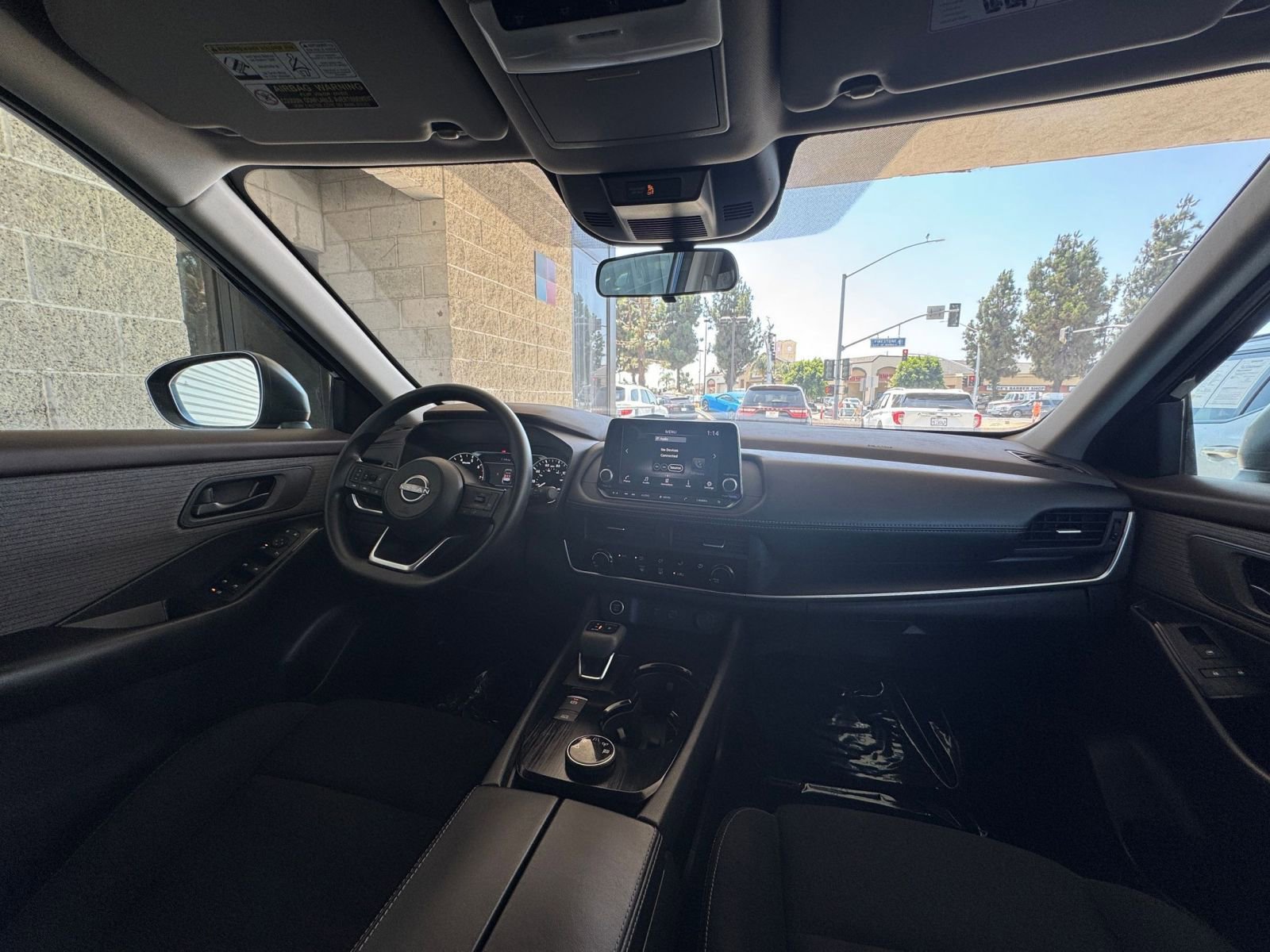 Thumbnail: 2023 Nissan Rogue - 32