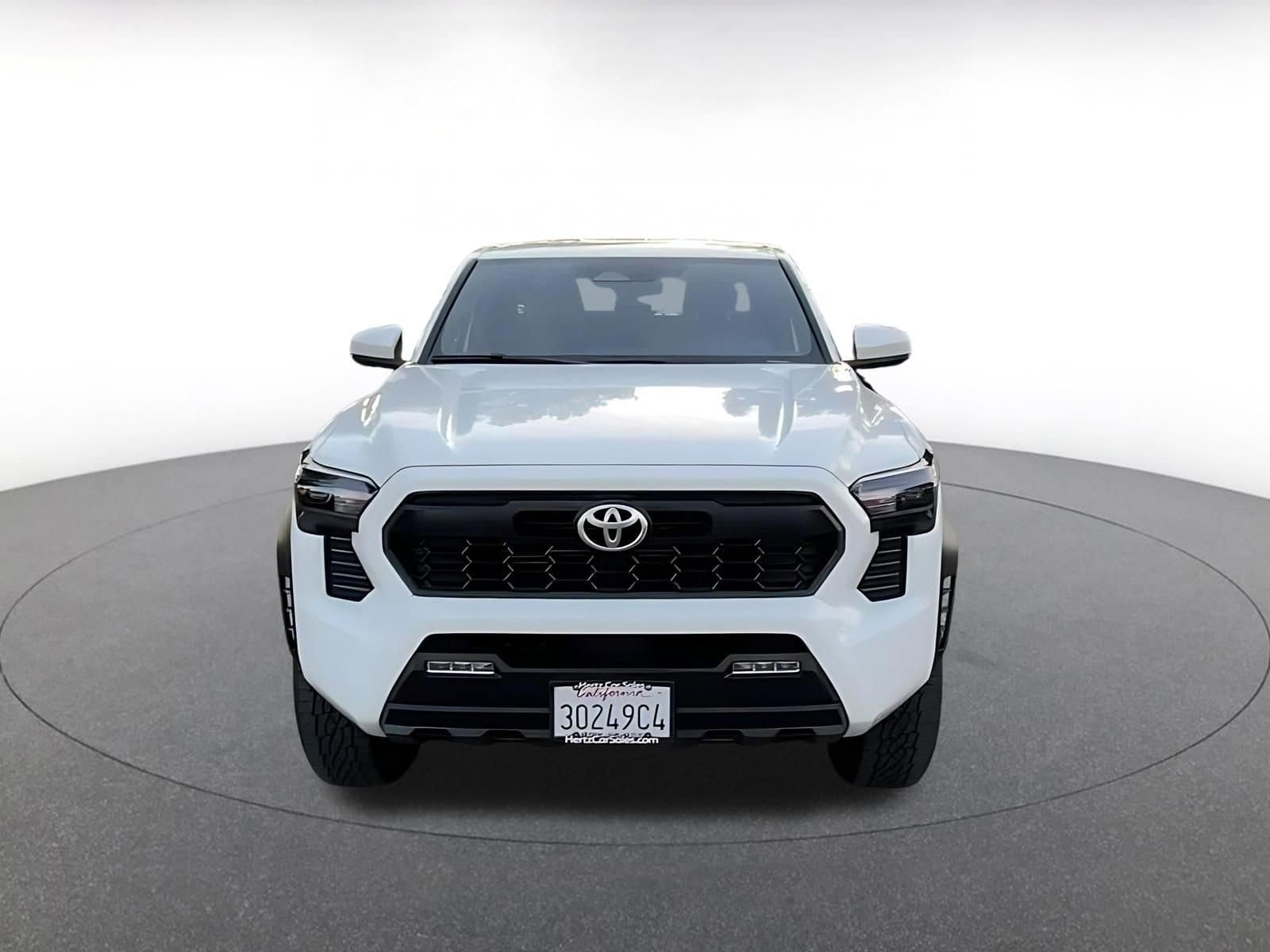 Thumbnail: 2025 Toyota Tacoma - 4