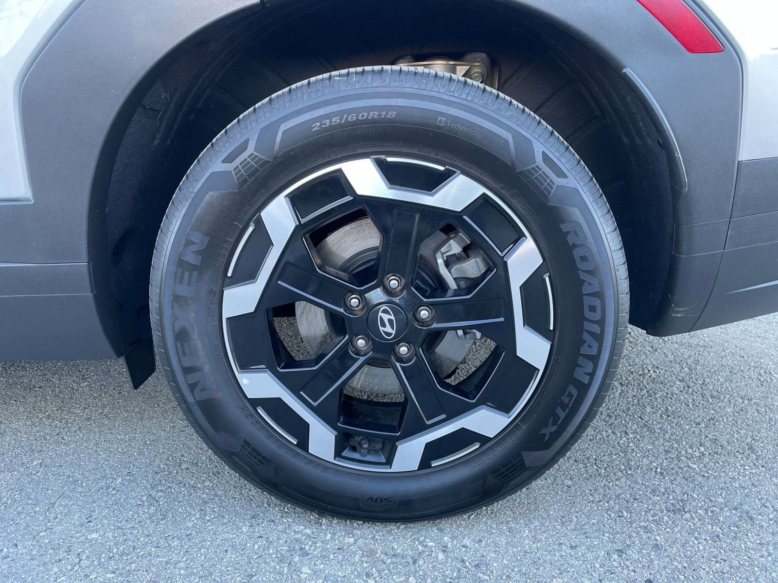 Thumbnail: 2025 Hyundai Santa Fe - 33