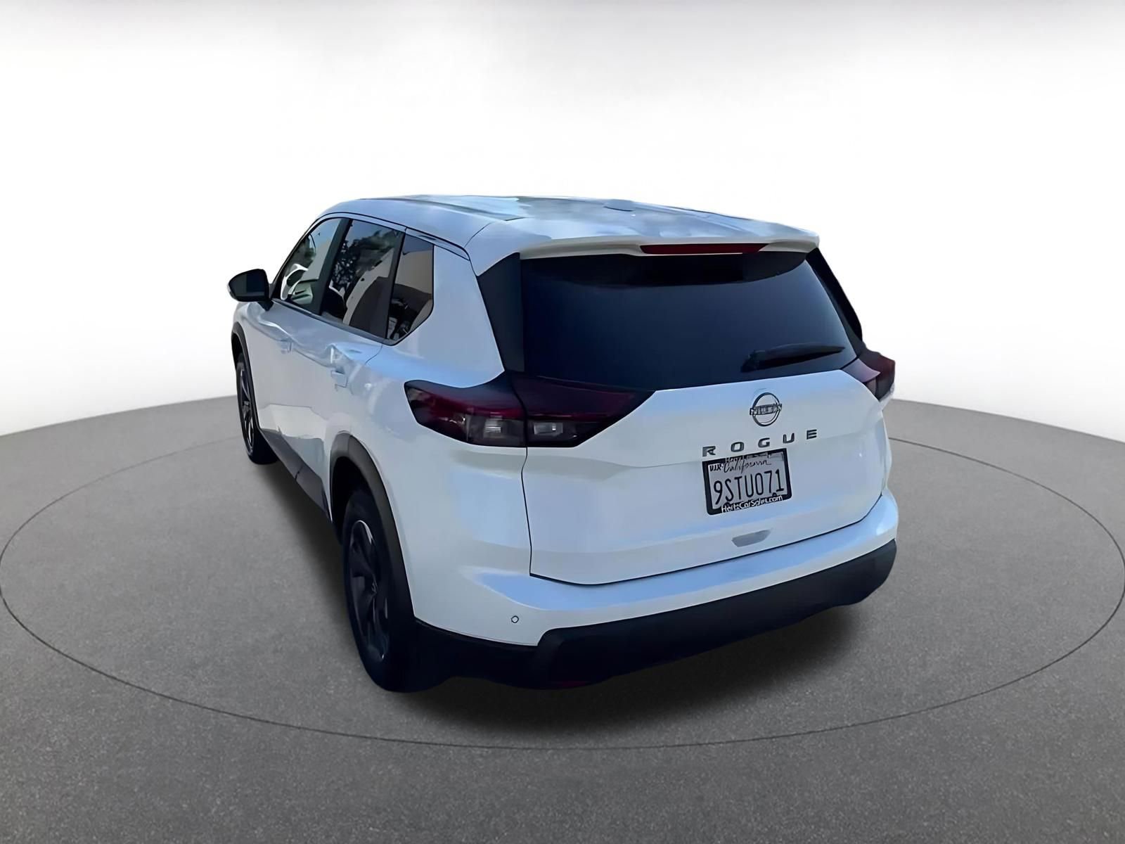 Thumbnail: 2025 Nissan Rogue - 11