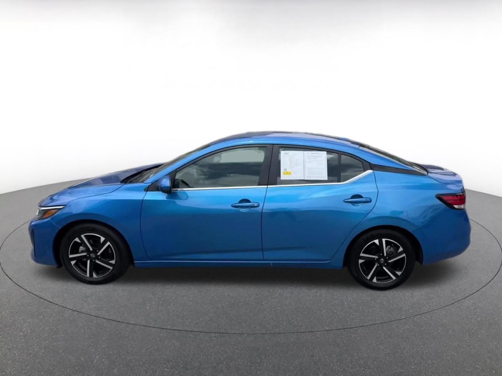 Thumbnail: 2025 Nissan Sentra - 9