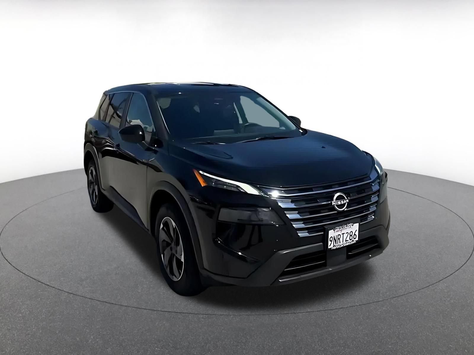 Thumbnail: 2025 Nissan Rogue - 3