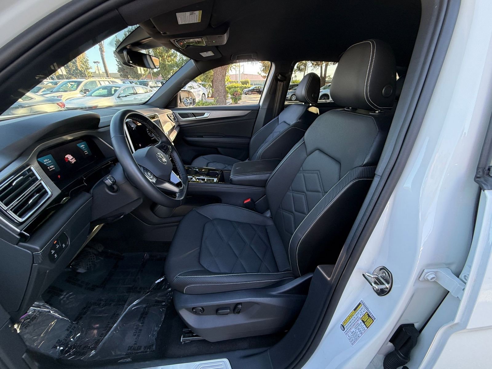 Thumbnail: 2025 Volkswagen Atlas - 23