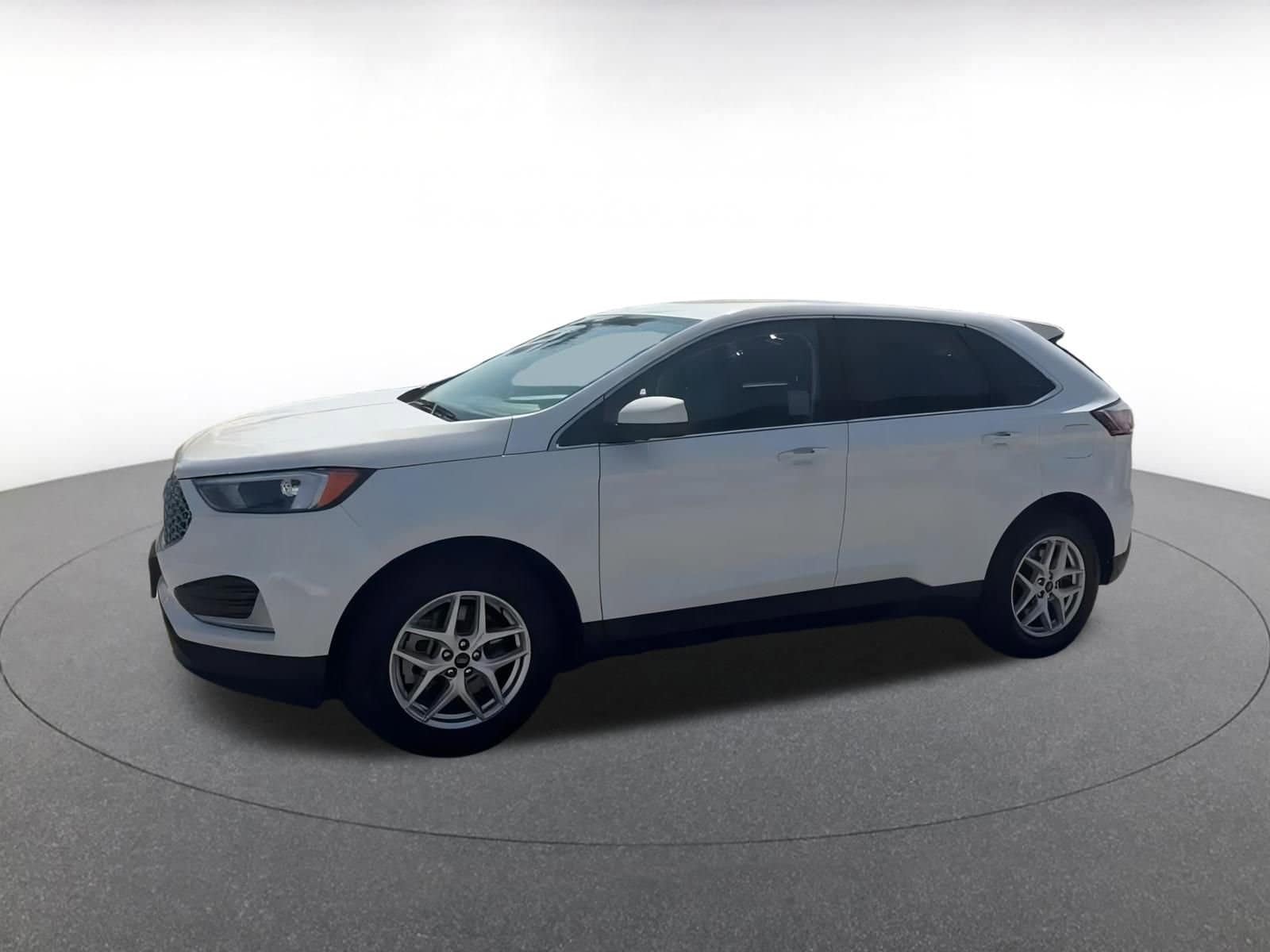 Thumbnail: 2023 Ford Edge - 8