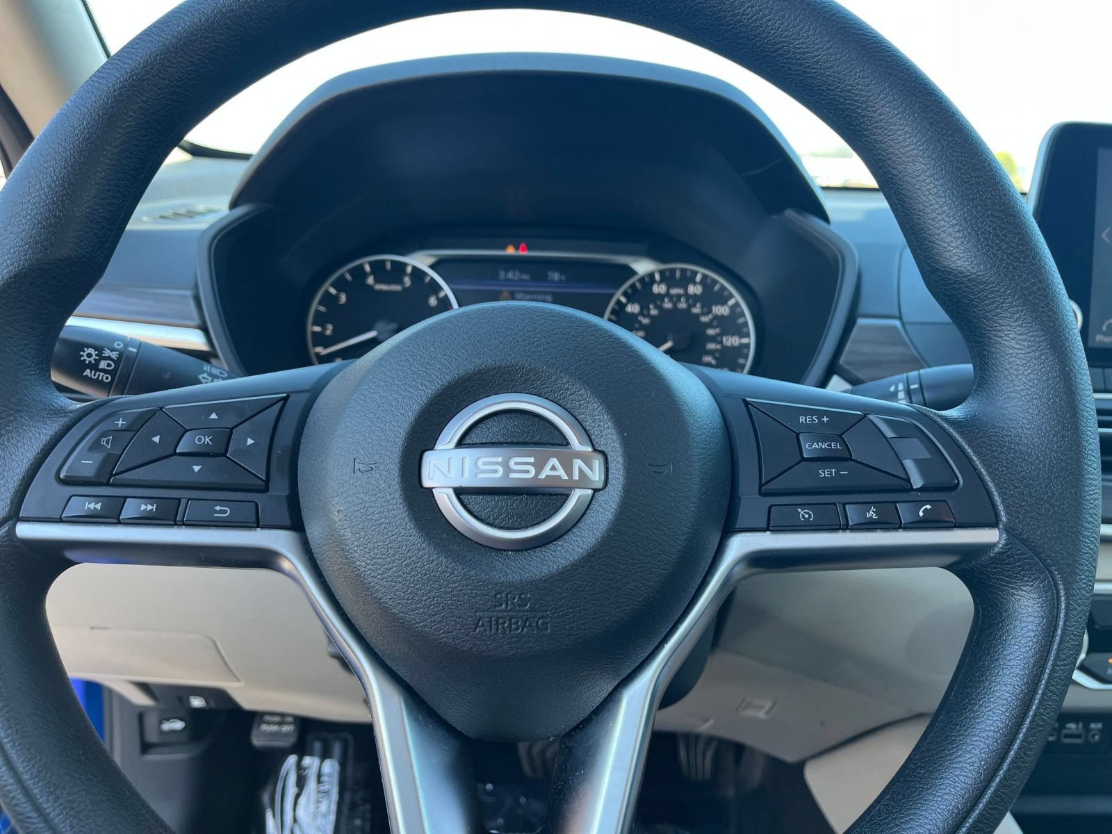 Thumbnail: 2025 Nissan Altima - 29