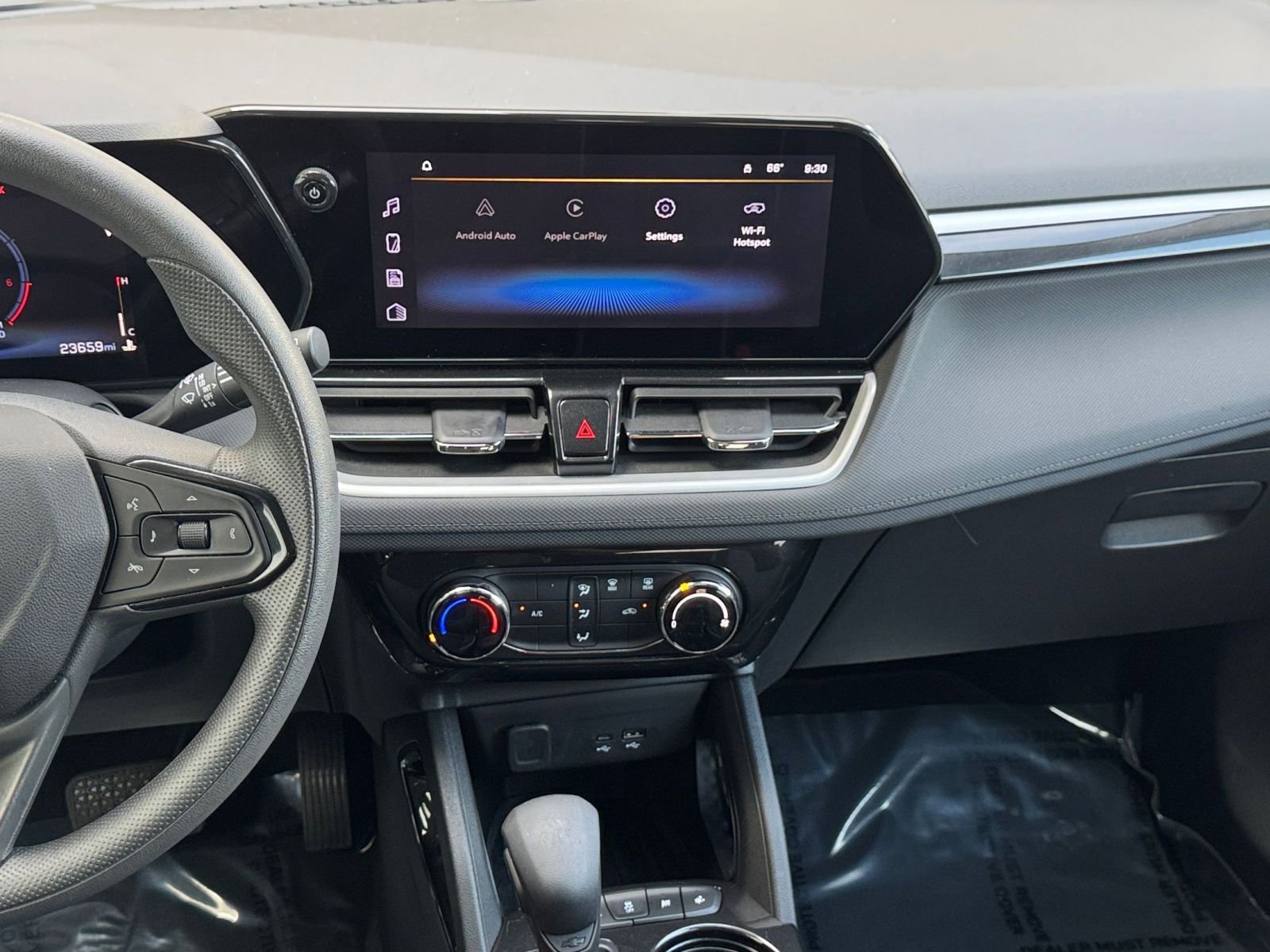 Thumbnail: 2025 Chevrolet TrailBlazer - 21