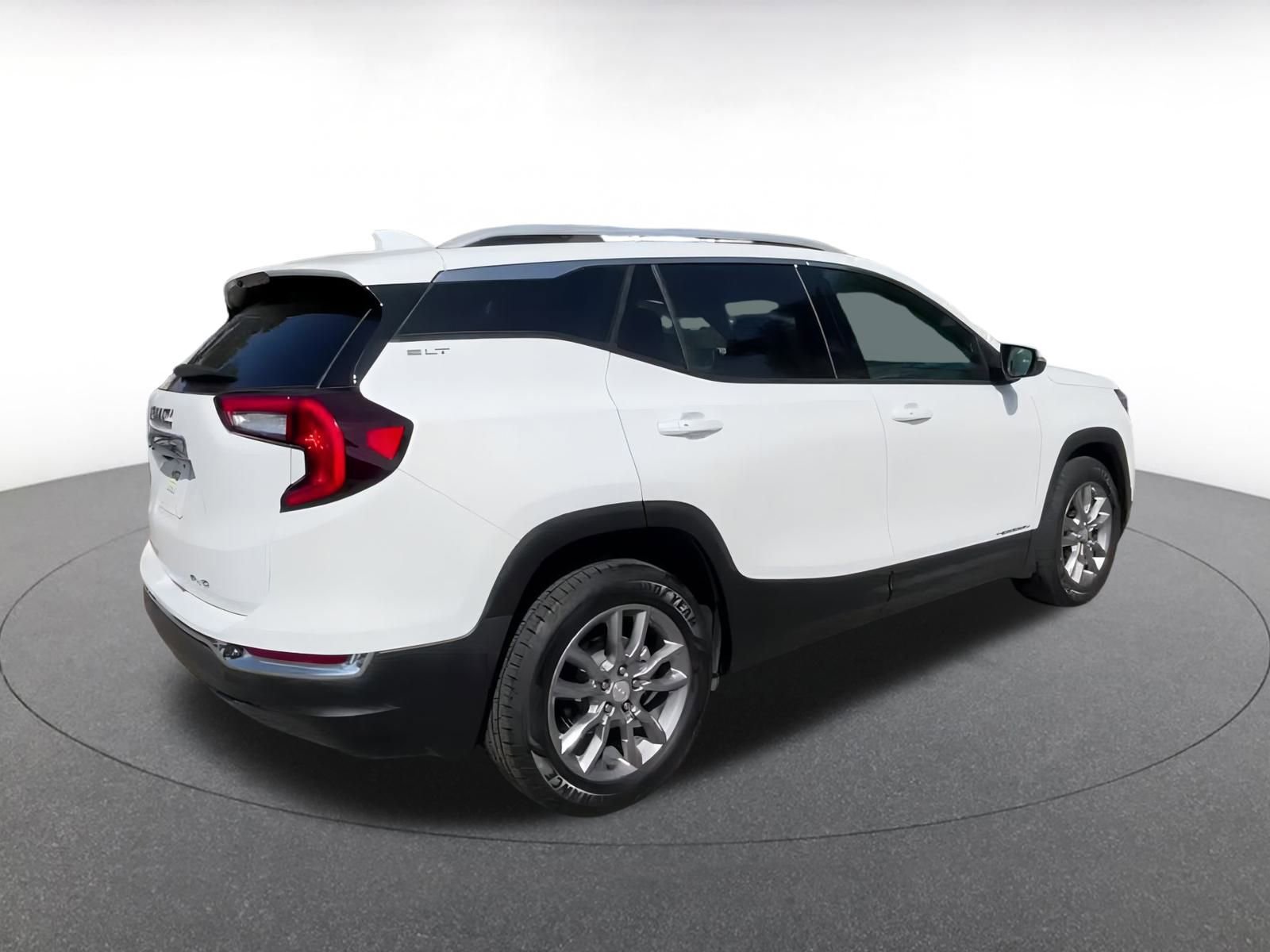 Thumbnail: 2024 GMC Terrain - 15