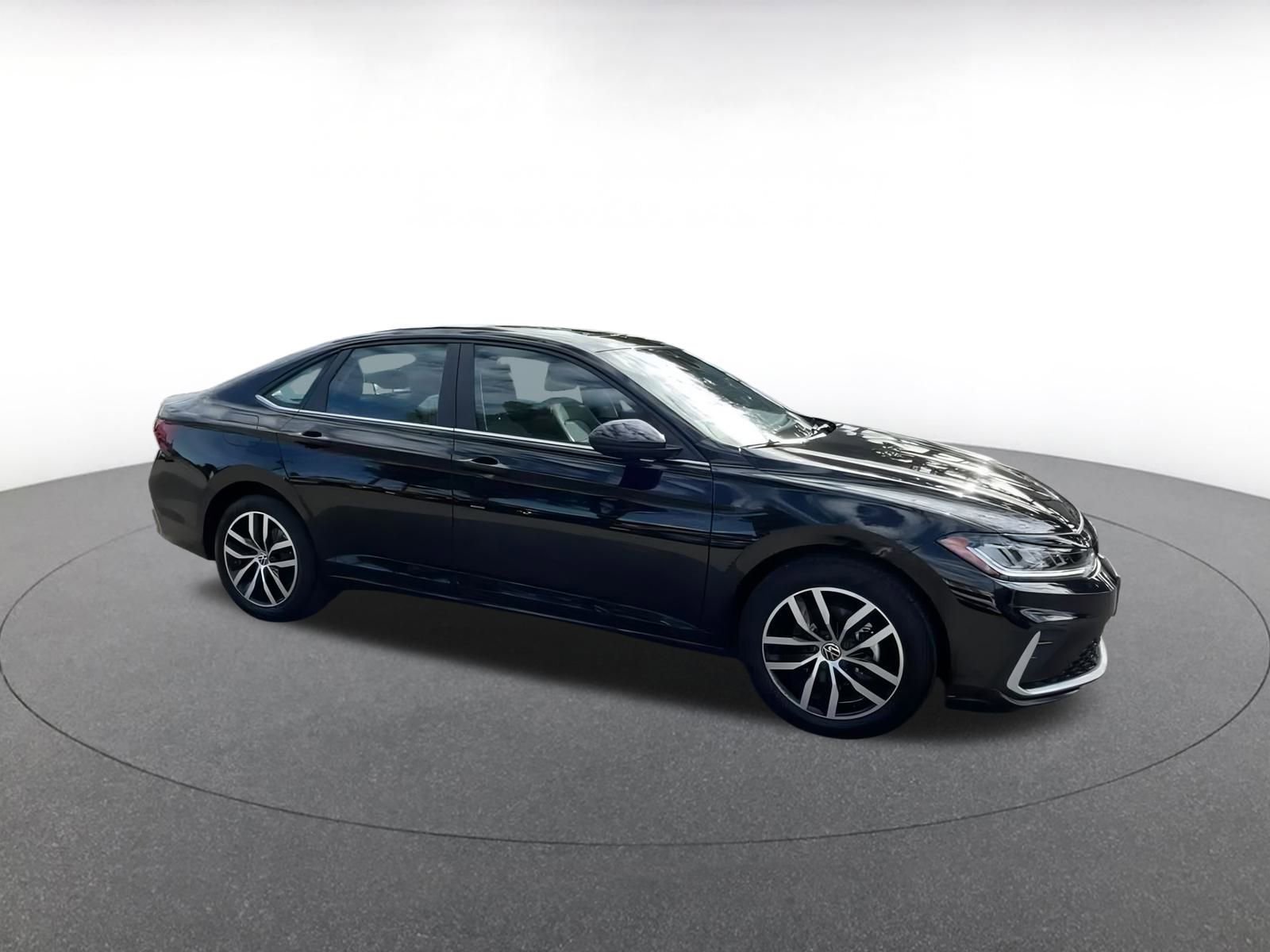 Thumbnail: 2025 Volkswagen Jetta - 2