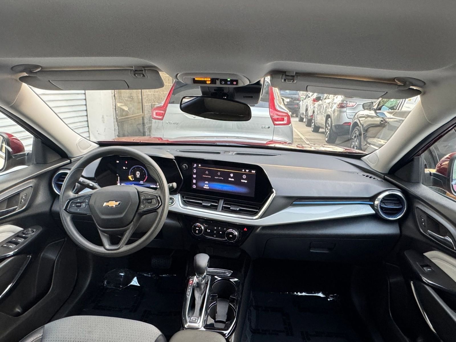 Thumbnail: 2025 Chevrolet Trax - 31