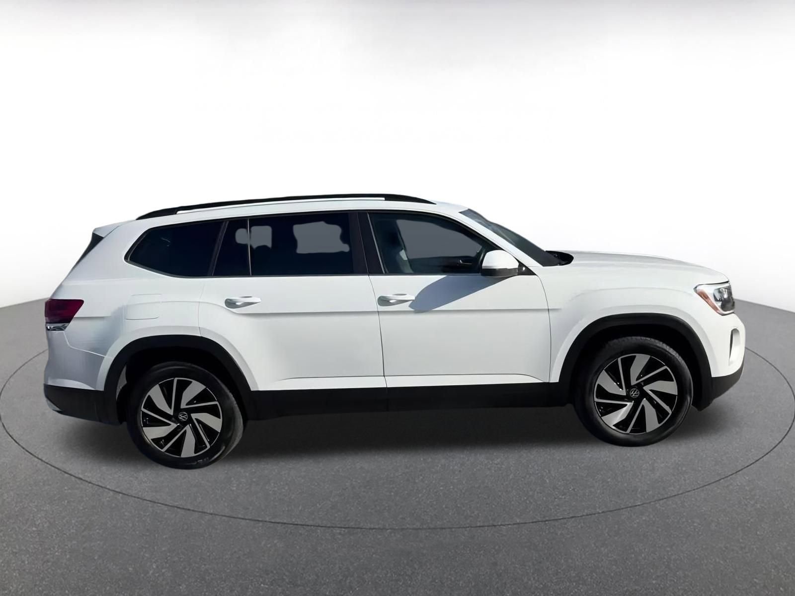 Thumbnail: 2025 Volkswagen Atlas - 16