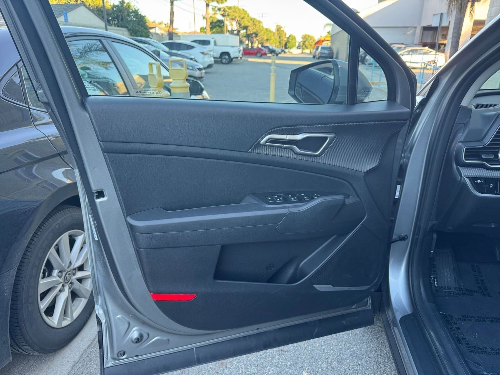 Thumbnail: 2025 Kia Sportage - 18