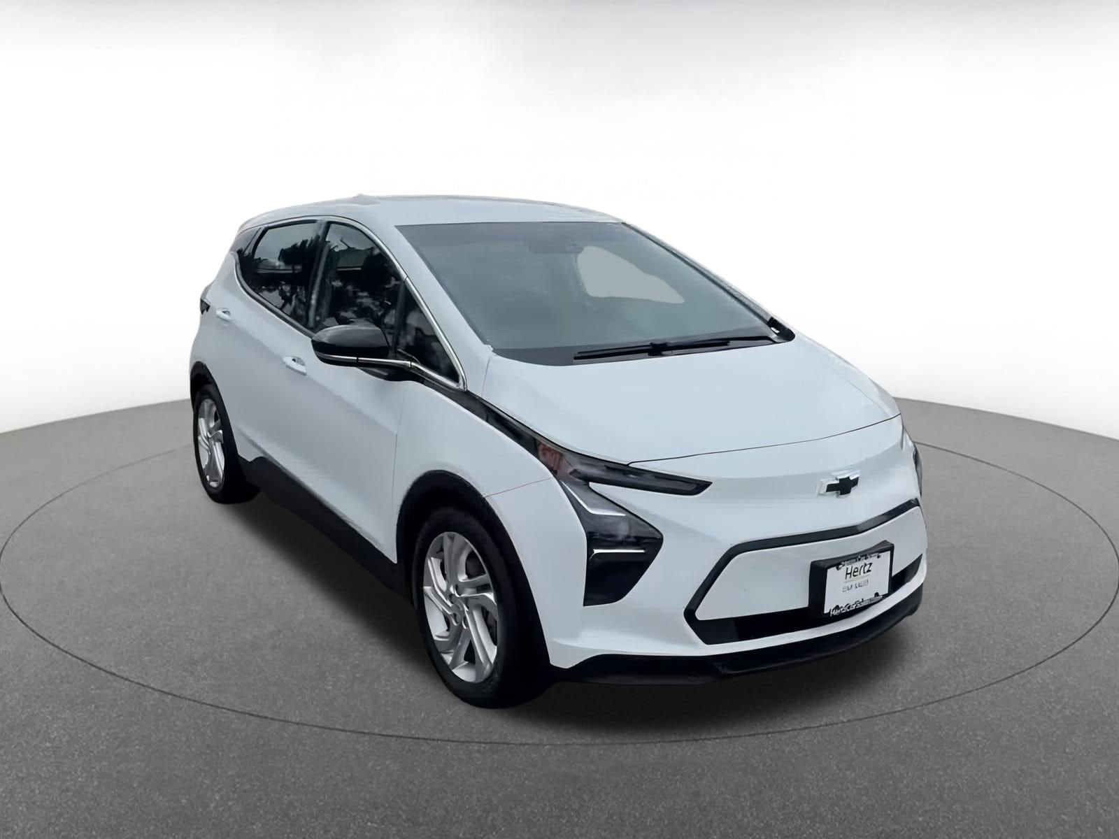 Thumbnail: 2023 Chevrolet Bolt EV - 3