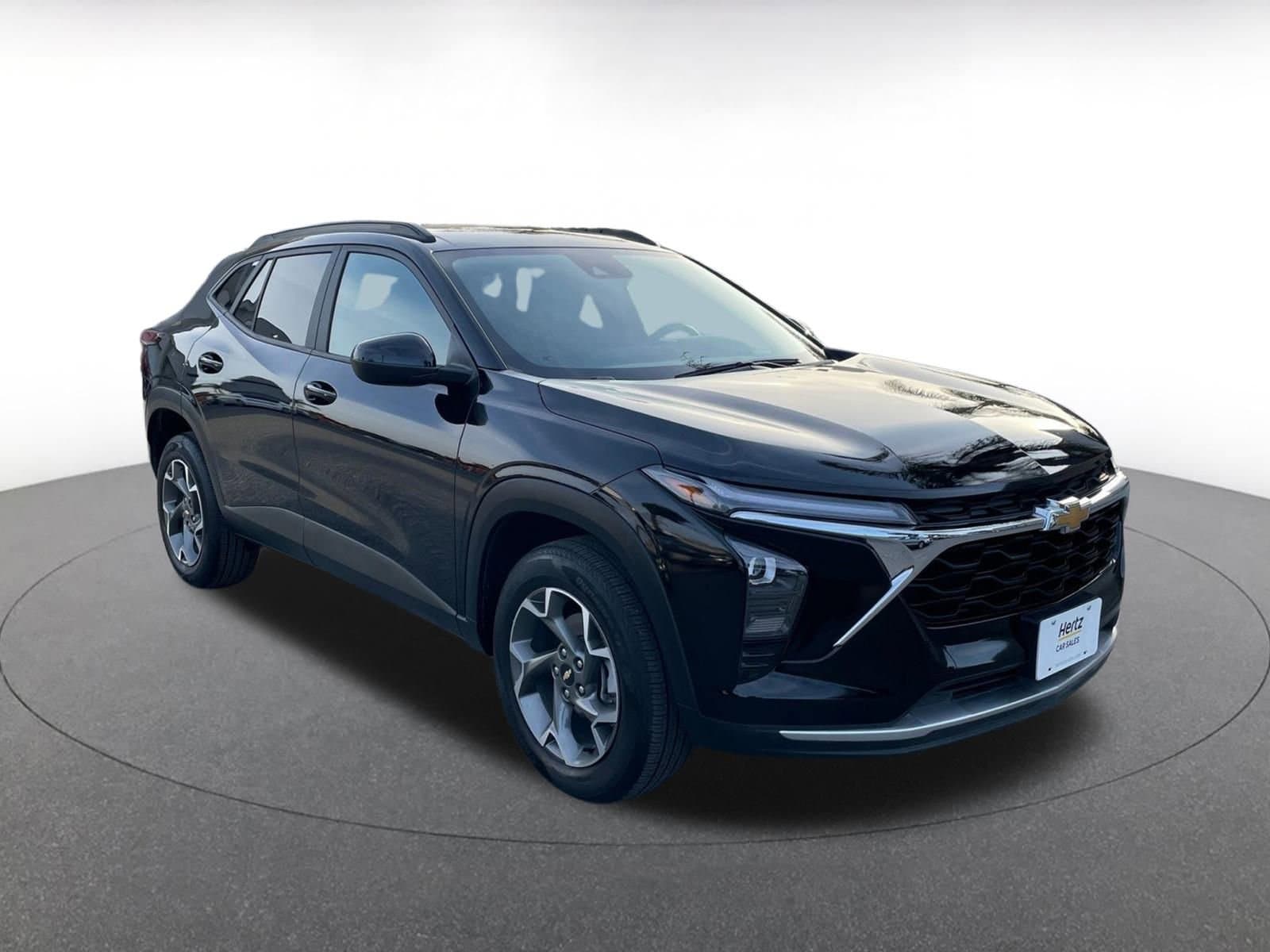 Thumbnail: 2025 Chevrolet Trax - 1