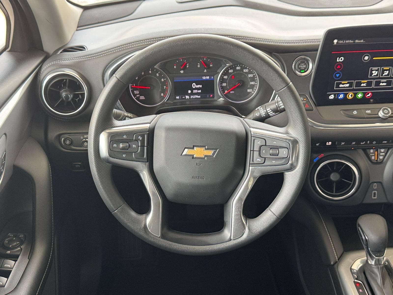 Thumbnail: 2025 Chevrolet Blazer - 30