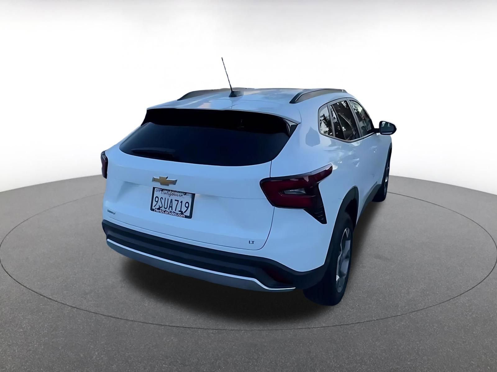 Thumbnail: 2025 Chevrolet Trax - 14