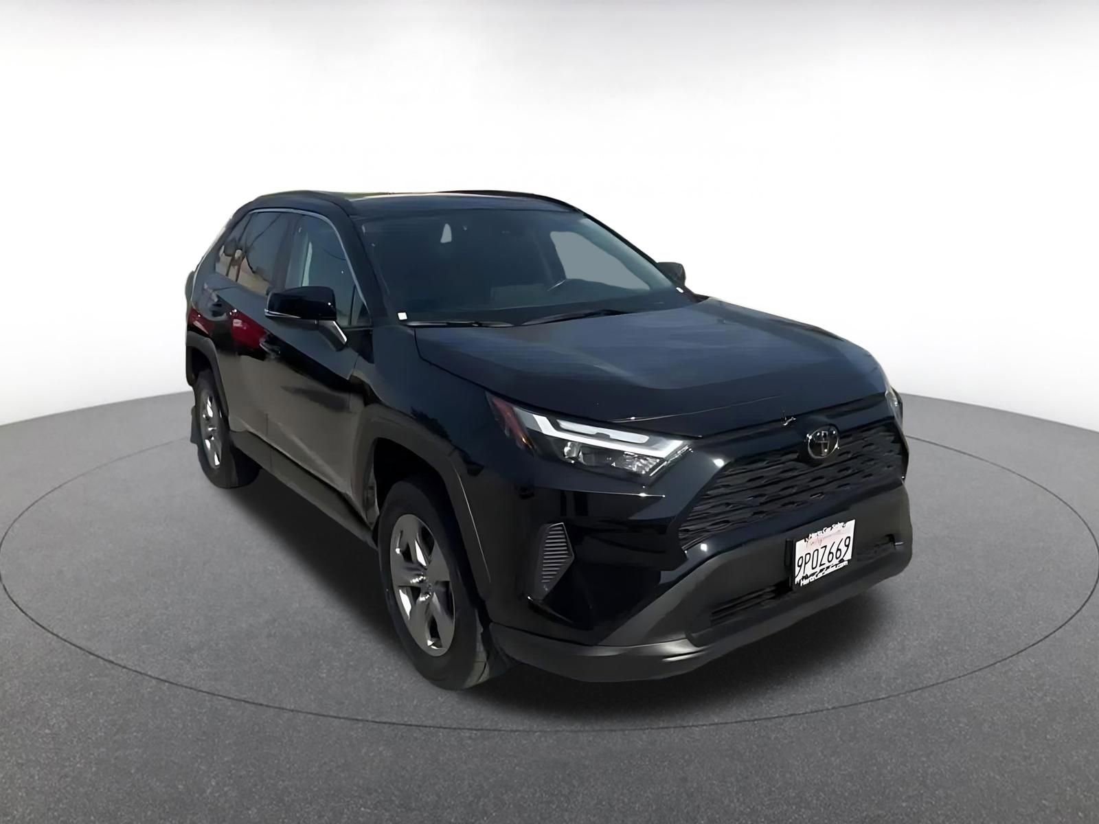 Thumbnail: 2025 Toyota RAV4 - 3