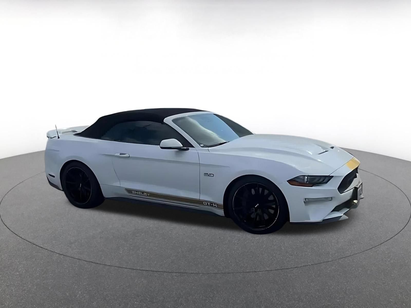 Thumbnail: 2022 Ford Mustang - 2
