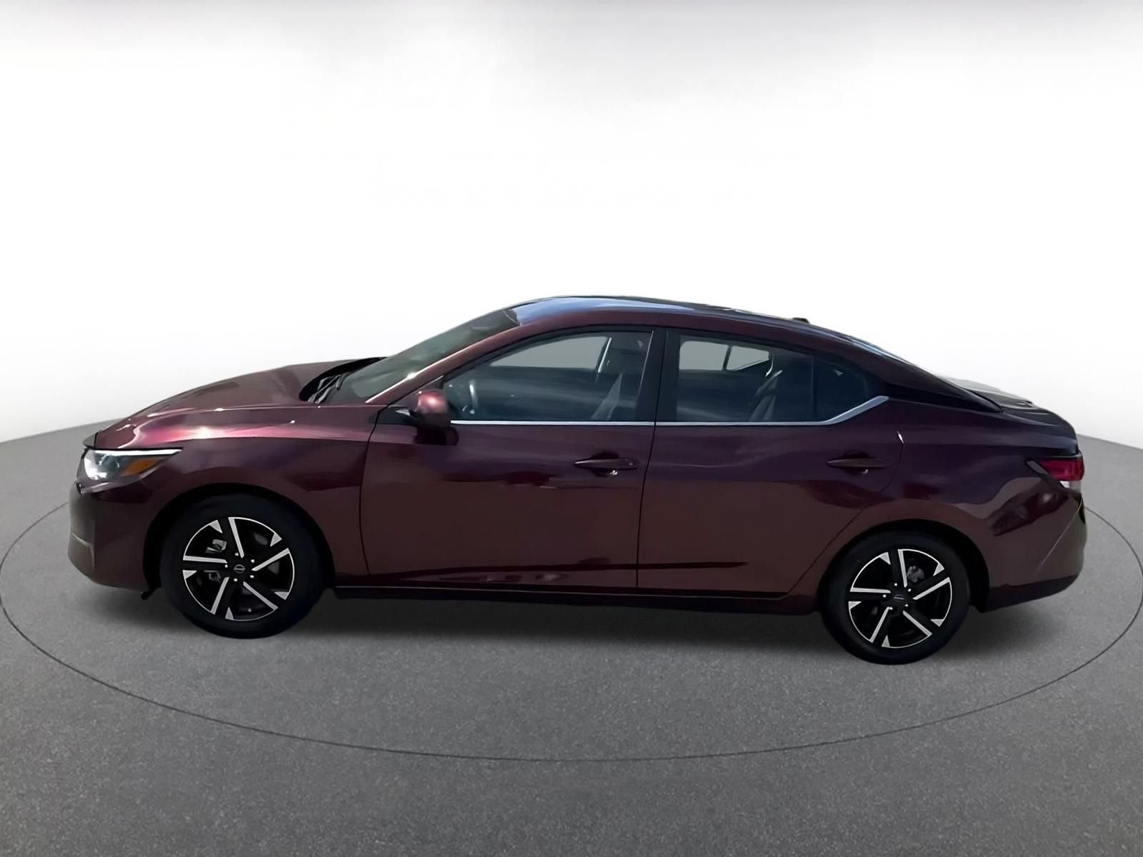 Thumbnail: 2025 Nissan Sentra - 8