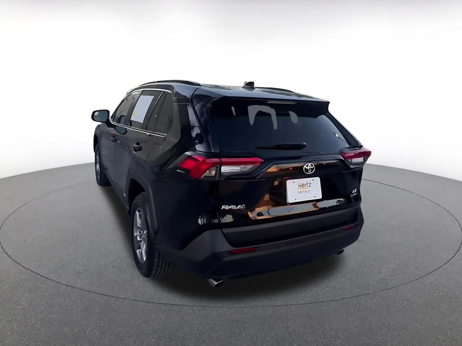 Thumbnail: 2025 Toyota RAV4 - 11