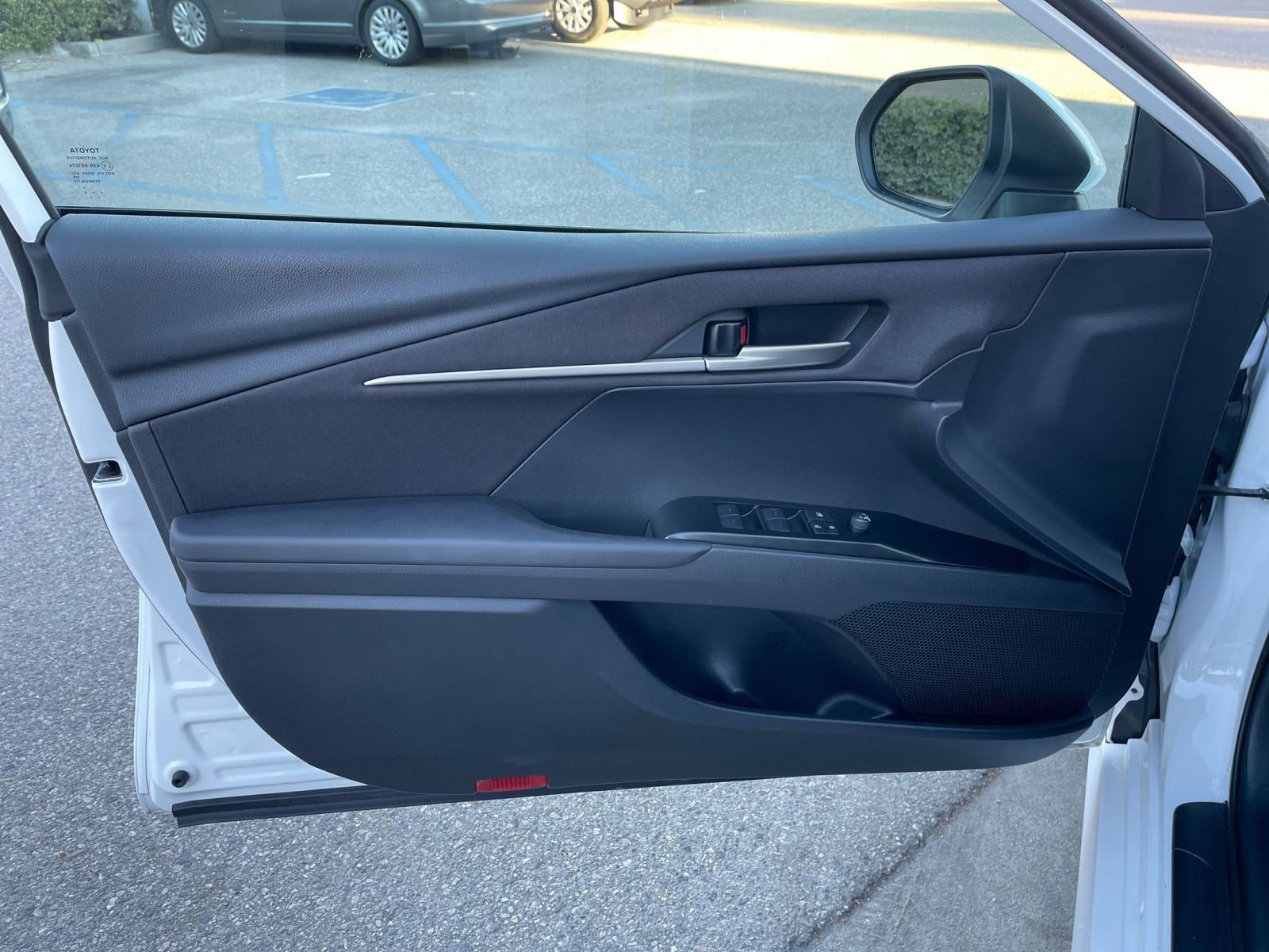 Thumbnail: 2025 Toyota Camry - 20