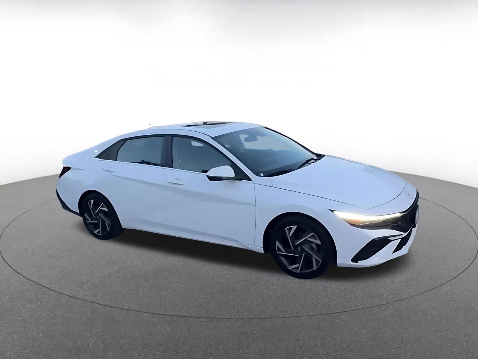Thumbnail: 2025 Hyundai Elantra - 2