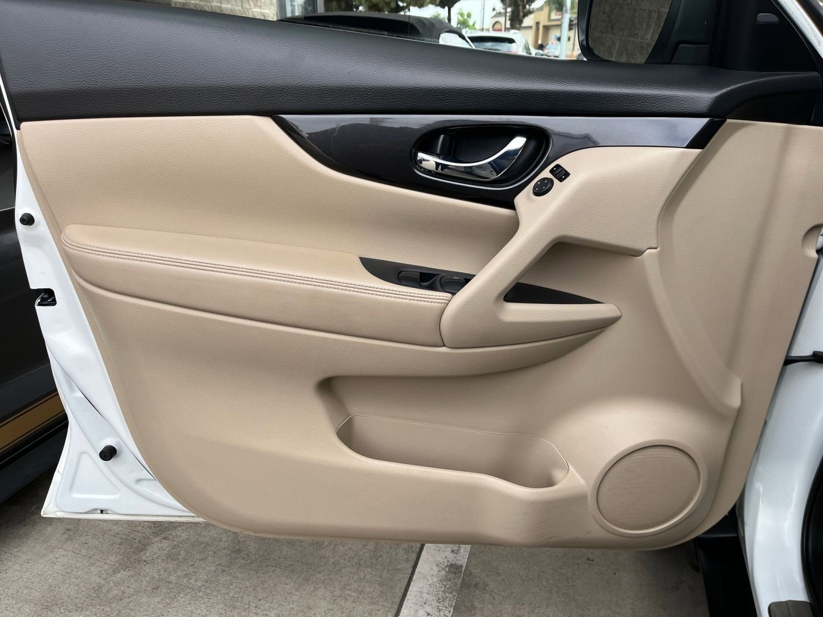 2020 Nissan Rogue SV 20