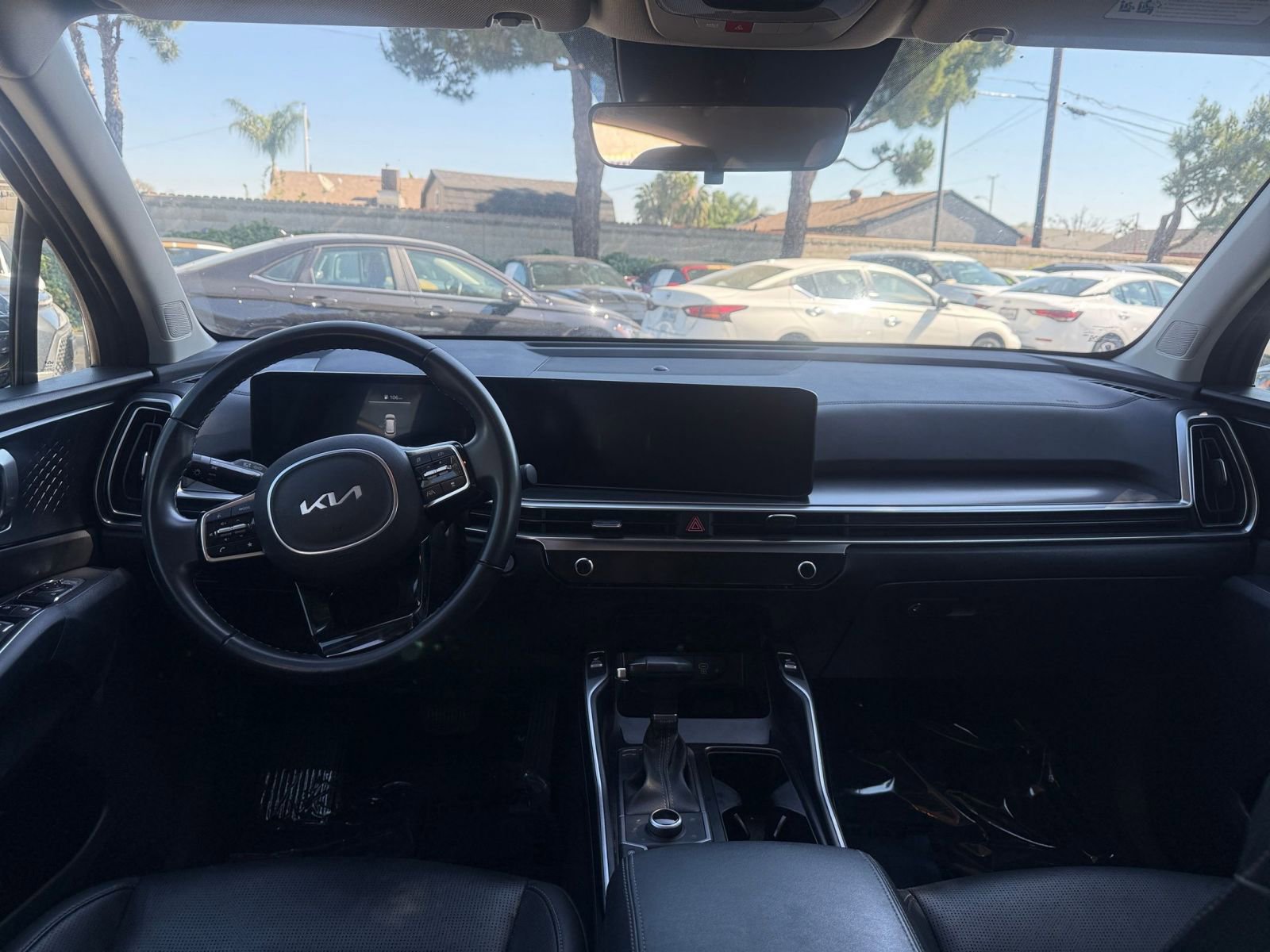 Thumbnail: 2024 Kia Sorento - 32