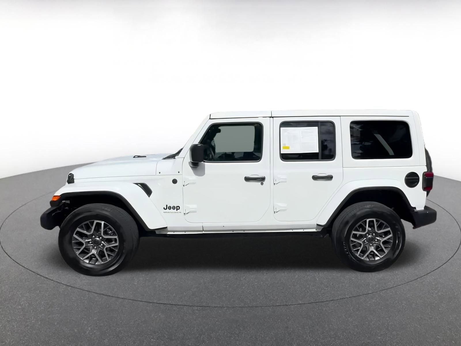Thumbnail: 2025 Jeep Wrangler - 10