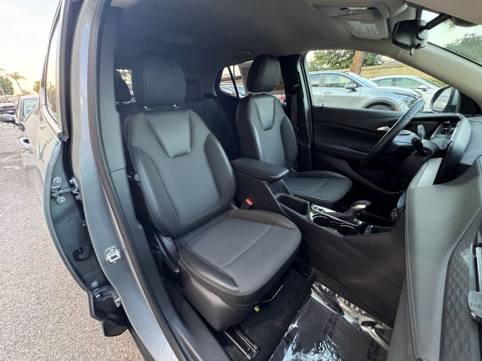 Thumbnail: 2025 Buick Encore GX - 35