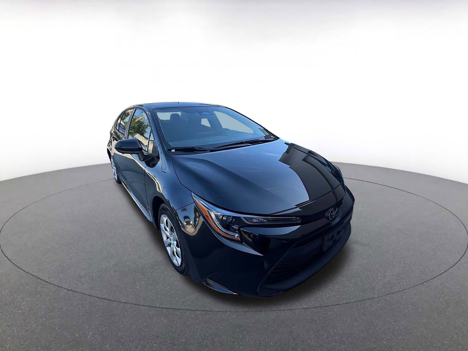 Thumbnail: 2025 Toyota Corolla - 1