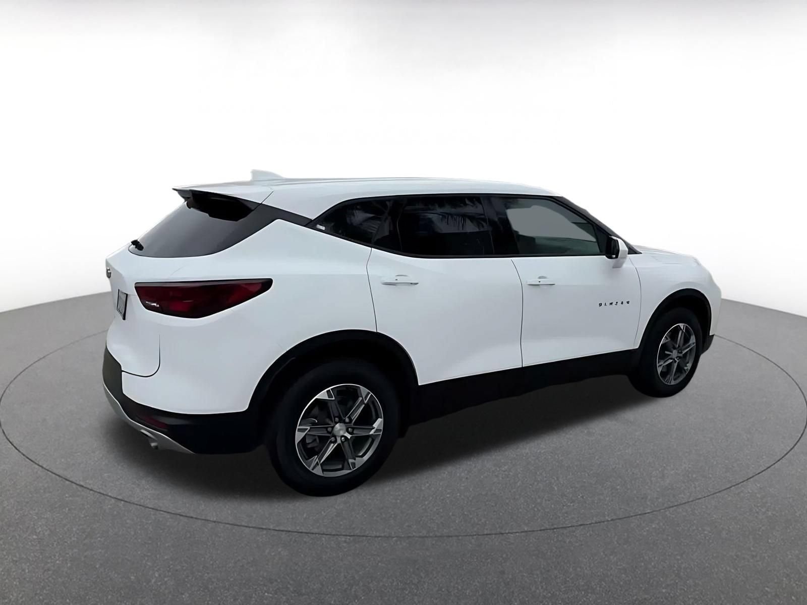 Thumbnail: 2025 Chevrolet Blazer - 14
