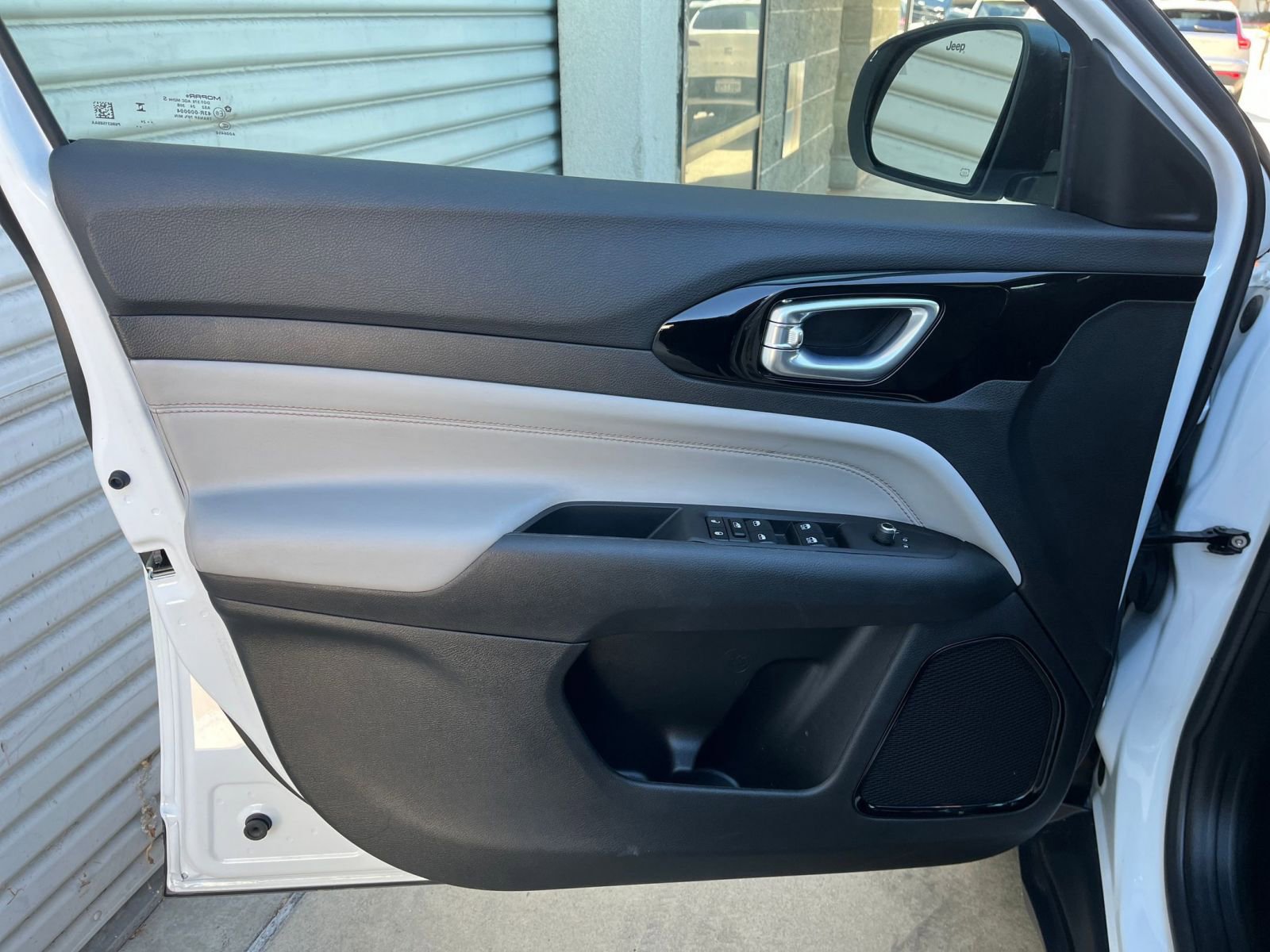 Thumbnail: 2025 Jeep Compass - 20