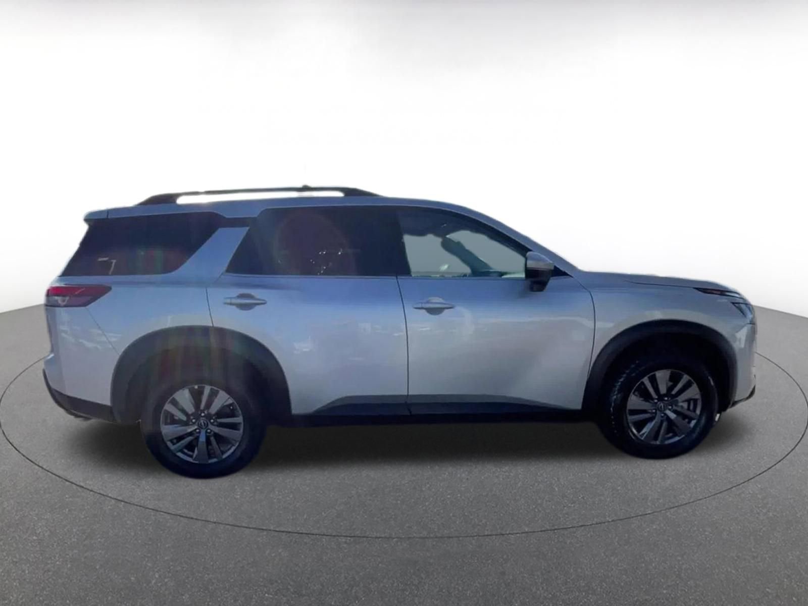 Thumbnail: 2025 Nissan Pathfinder - 16