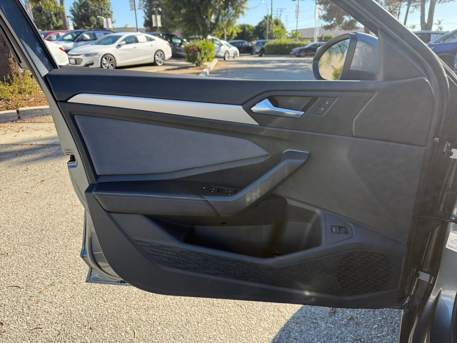 Thumbnail: 2025 Volkswagen Jetta - 20