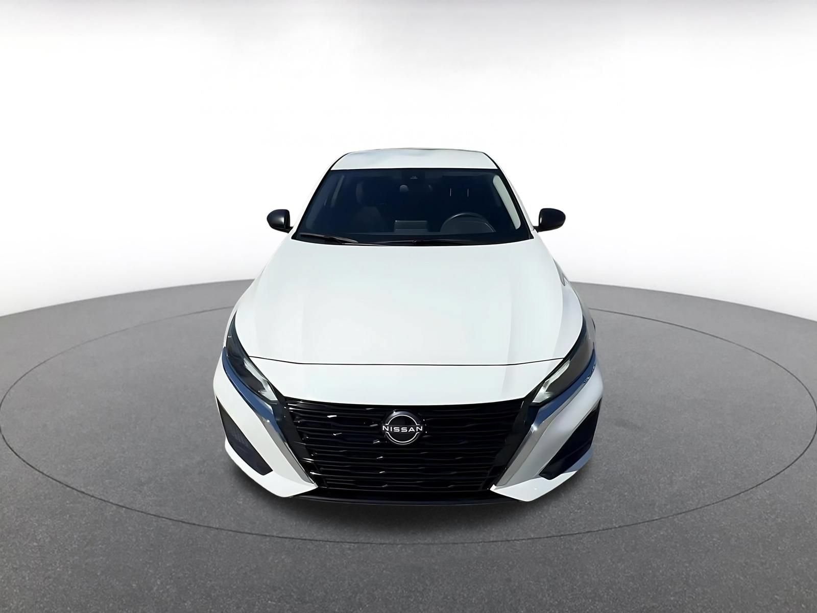 Thumbnail: 2025 Nissan Altima - 4